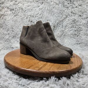 Franco Sarto Mellville Womens Size 9.5W Nimbus Grey Leather Zip Up Ankle Boots